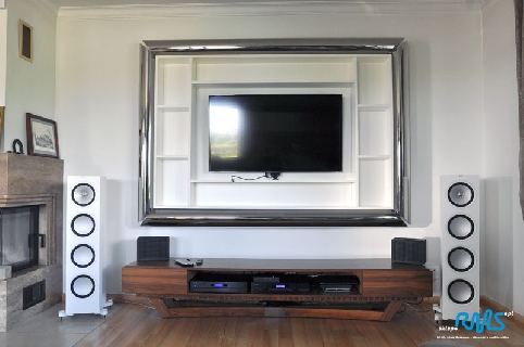 System stereo w domu jednorodzinnym
